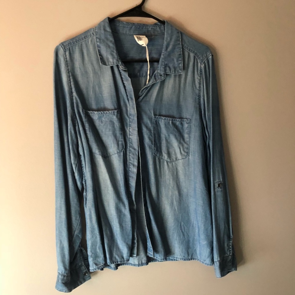 H&M light weight Jean shirt size US 10